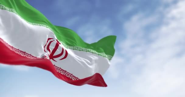 Iran Nationale Vlag Zwaaiend Een Heldere Dag Strepen Van Groen — Stockvideo