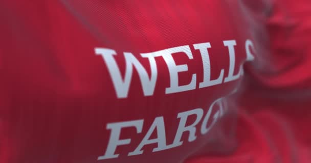 San Francisco Mar 2024 Close Wells Fargo Bank Flag Waving — Stock Video