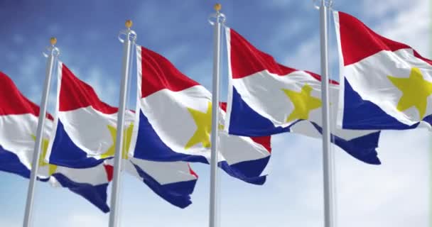 Σημαίες Saba Κυματίζει Στον Άνεμο Μια Σαφή Ημέρα Ειδικός Δήμος — Αρχείο Βίντεο