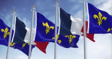 Ulusal Fransız bayrağıyla dalgalanan Ile de France bayrakları. Ile de France, Fransa 'nın on sekiz bölgesinden en kalabalık olanıdır. Kusursuz 3 boyutlu animasyon. Yavaş çekim döngüsü. Seçici odak