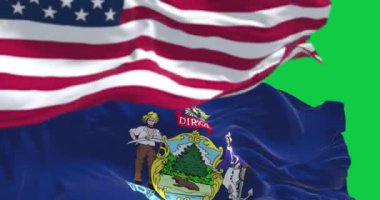 Maine eyaleti bayrakları ve rüzgarda dalgalanan Amerikan bayrağı yeşil arka planda izole edilmiş. Kusursuz 3D canlandırma animasyonu. Krom anahtar. Yavaş çekim döngüsü. Yeşil ekran. 4 bin. Seçici odak