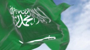 Suudi Arabistan ulusal bayrağının rüzgarda dalgalanması. Shahada 'lı yeşil alan ve Thuluth senaryosunda kılıç. Kusursuz 3 boyutlu animasyon. Yavaş çekim döngüsü. Seçici odaklanma. Sinema 4k