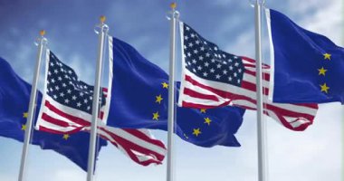 Çoklu Amerikan ve Avrupa Birliği bayrakları rüzgarda dalgalanıyor, bu da diplomasiyi, birliği, özgürlüğü ve uluslararası ilişkileri simgeliyor. Kusursuz 3 boyutlu animasyon. Yavaş çekim döngüsü. Seçici odak