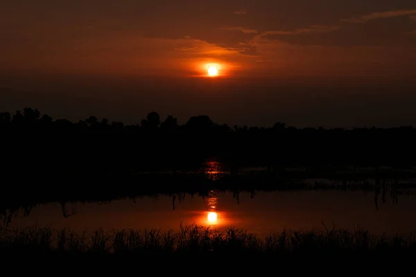 Захід Сонця Найкращий Момент Дня Вечірнє Сонце Сходить Створюючи Різні — стокове фото