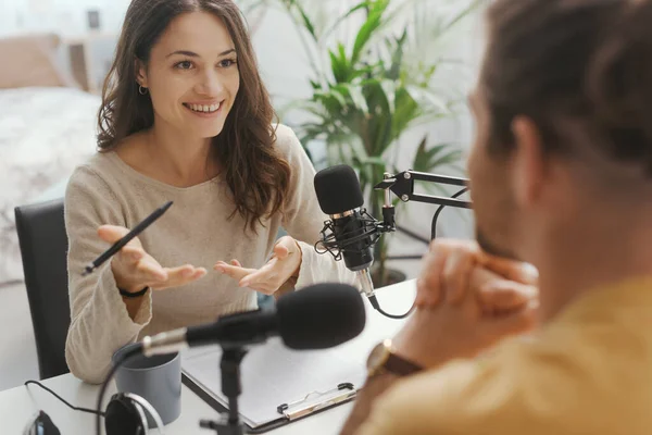 Young Professional Speaker Conducting Live Podcast Interview Communication Media Concept — Foto Stock