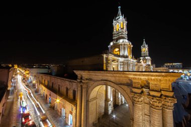 Arequipa, Beyaz Şehir, volkanik taşın yüzyıllardır süren tarih ve canlı kültürle buluştuğu yer. Her köşenin bir hikaye anlattığı bir yer..