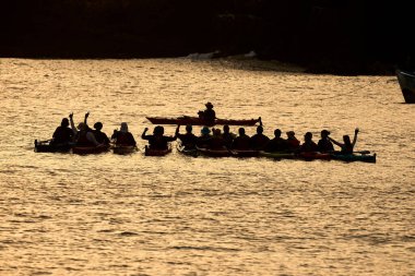 Neşeli bir deniz kanosu macerasına atlayın ve Arequipa Peru 'nun vahşi güzelliklerini keşfedin.