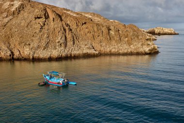 Neşeli bir deniz kanosu macerasına atlayın ve Arequipa Peru 'nun vahşi güzelliklerini keşfedin.