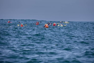 Neşeli bir deniz kanosu macerasına atlayın ve Arequipa Peru 'nun vahşi güzelliklerini keşfedin.