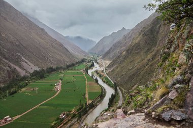 Peru 'nun kutsal vadisi sadece tarihi ve kültürel harikaların hazinesi değil aynı zamanda açık hava ve macera meraklıları için de bir cennettir..
