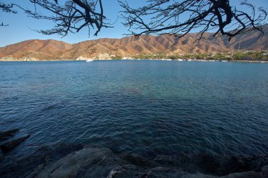 Taganga, Kolombiya 'nın Karayipler kıyısında Santa Marta kenti yakınlarında yer alan pitoresk bir balıkçı köyüdür.
