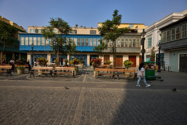 Limawhere 'in kalbinde bir mimari mücevher koloni cepheleri, oyulmuş balkonlar ve zamansız simetri zarafet ve ruhla inşa edilmiş bir şehrin ihtişamını yansıtır..