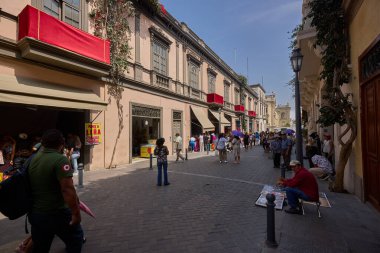 Limawhere 'in kalbinde bir mimari mücevher koloni cepheleri, oyulmuş balkonlar ve zamansız simetri zarafet ve ruhla inşa edilmiş bir şehrin ihtişamını yansıtır..