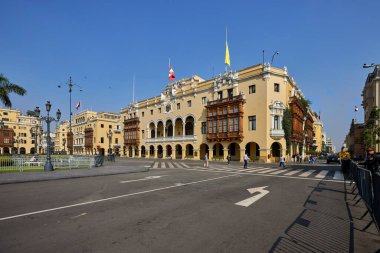 Lima, Peru 'daki tarihi sömürge mimarisi, bu UNESCO Dünya Mirası Alanının güzelliğini ve cazibesini yansıtıyor. Ana kare