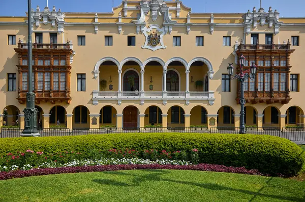 Lima, Peru 'daki tarihi sömürge mimarisi, bu UNESCO Dünya Mirası Alanının güzelliğini ve cazibesini yansıtıyor. Ana kare