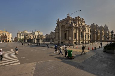 Lima, Peru 'daki tarihi sömürge mimarisi, bu UNESCO Dünya Mirası Alanının güzelliğini ve cazibesini yansıtıyor. Tarihi merkez.