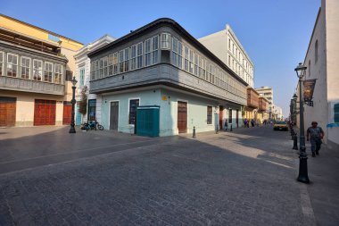 Lima, Peru 'daki tarihi sömürge mimarisi, bu UNESCO Dünya Mirası Alanının güzelliğini ve cazibesini yansıtıyor. Tarihi merkez.