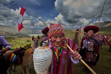 Kutsal Ritimler: Peru 'nun Dağlık Bölgesi' nde Yerel Tören Müziği