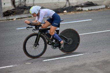 Hız ve Güç: Demir Adam 70.3 Lima Bisiklet Yarışması.