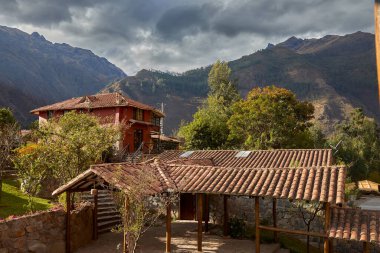 Peru 'nun Kutsal Dağlık Vadisi Cusco Peru' da Huzurlu Eko-Loca.