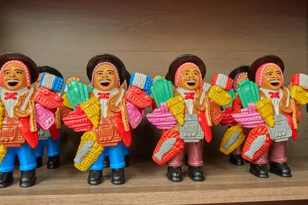 Torito de Pucar koruma ve doğurganlığın bir sembolü olarak kabul edilir. Genellikle hanelere iyi şans ve refah getirdiğine inanılır. Birçok kültürde, boğa güçle ilişkilendirilir.