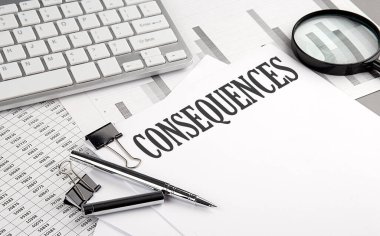 Grafikli ve klavyeli bir kağıttaki metni sonuçlandırır, iş konsepti