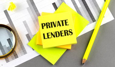 LENDERS 'in yapış yapış bir metni üzerinde kalemle özelleştir