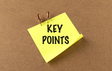 KEY arka planda sarı bir yapışkan üzerinde metin noktalar . 