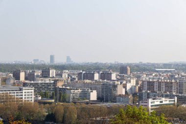 Nehirden şehrin manzarası