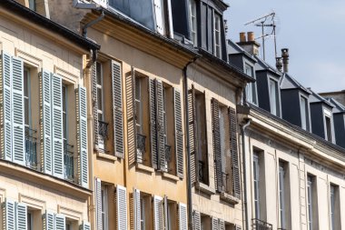 Yapı ülkesinin ön cephesi