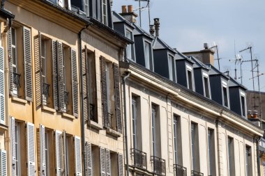 Yapı ülkesinin ön cephesi