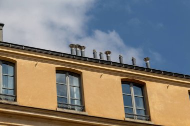 Yapı ülkesinin ön cephesi