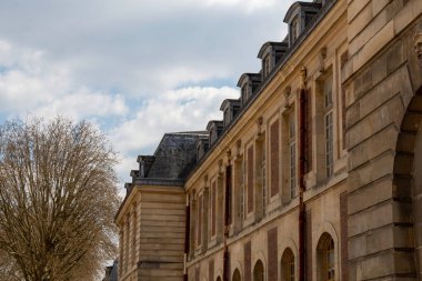 Yapı ülkesinin ön cephesi