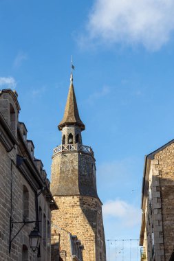 Köydeki eski kilise.