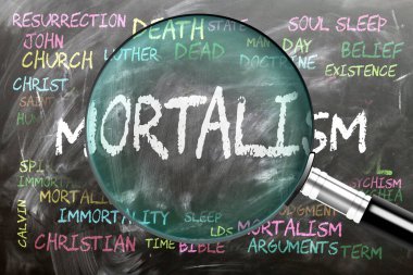 Ölüm bilimi yakından inceleniyor, inceleniyor. En önemli konular ve fanilikle yakından ilgili fikirler büyüteçle incelenen bir kara tahtaya yazılmış..