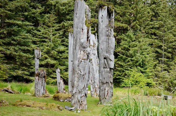 Totem Histórico Postes Sgang Gwaay Ninstints Haida Gwaii Canadá — Foto de Stock