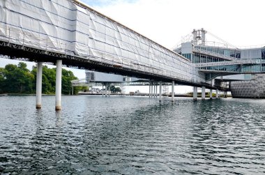 Toronto, Ontario, Kanada, 23 Eylül 2023: The Pods and Cinesphere Toronto Ontario Place 'de. Bu sinema salonu dünyanın ilk IMAX tiyatrosuydu.. 