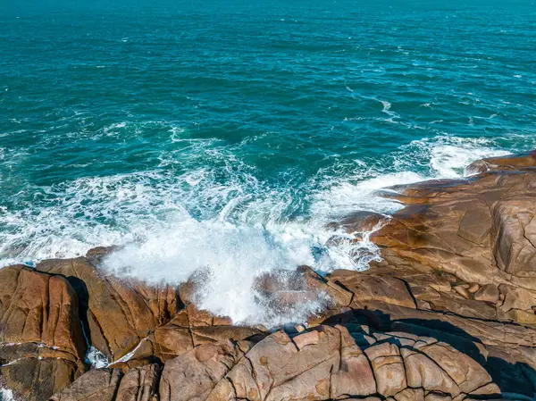 Santa Catarina 'daki Guarda do Embau plajı. panoramik hava görüntüsü