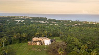 Castelo Praia do Forte, Bahia. Hava görünümü.