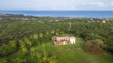 Castelo Praia do Forte, Bahia. Hava görünümü.