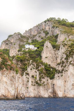 Capri Adası, İtalya, Avrupa. Güzel renklerle harika bir gün..