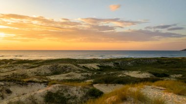 Florianpolis, Campeche plajı güneş doğarken. Brezilya.