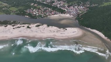 Brezilya 'nın Santa Catarina eyaletinde Guarda do Emba Sahili' nin hava görüntüsü