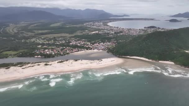 Imagem Aérea Praia Guarda Emba Localizada Estado Santa Catarina Brasil — Vídeo de Stock