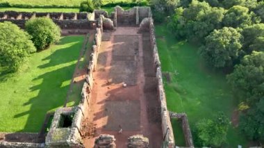 Cizvit Harabeleri. San Ignacio mini misyonu 1632 'de Cizvitler tarafından kuruldu, Misiones Eyaleti, Arjantin