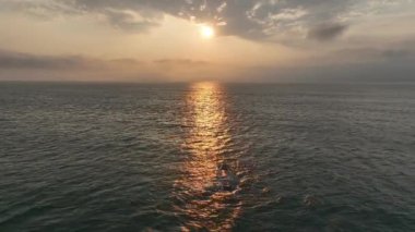 Baleia Franca, Brezilya 'nın Florianopolis şehrinde yaşayan Brezilyalı bir balina. Hava görünümü.