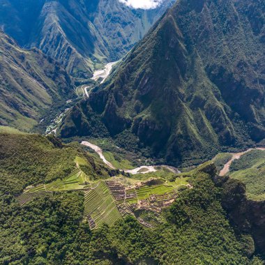 Machu Picchu, Peru. Hava görüntüsü. Kare resim.