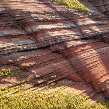 Gökkuşağı Dağı, Peru. Cusco yakınlarında Cerro Colorado olarak da bilinir. Hava Görünümü, kare resim