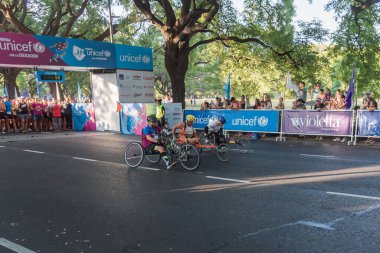 Buenos Aires, Arjantin - 19 Mart 2023: UNICEF Eğitim Yarışı. Diğer engelli sporcular.
