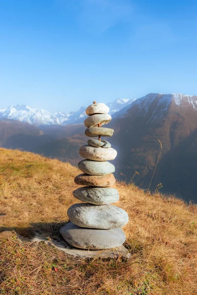 Close View Stacked Stones Nature Mountain Landscape Sunny Day Nature — Stock Photo, Image